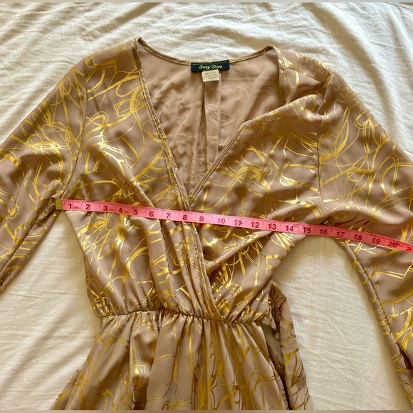 GORGEOUS 70’s INSPIRED POLYESTER WRAP DRESS MINT CONDITION SZ SM ORIG $175 - Picture 4 of 9